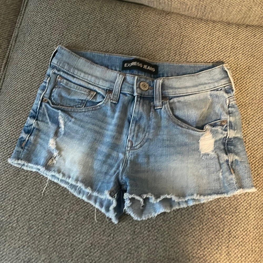 Light wash jean shorts